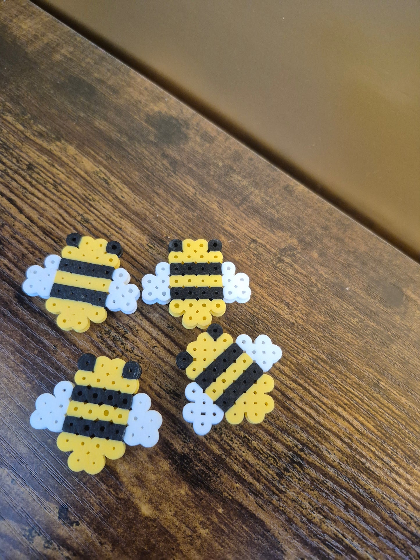 Bumble bee croc charms